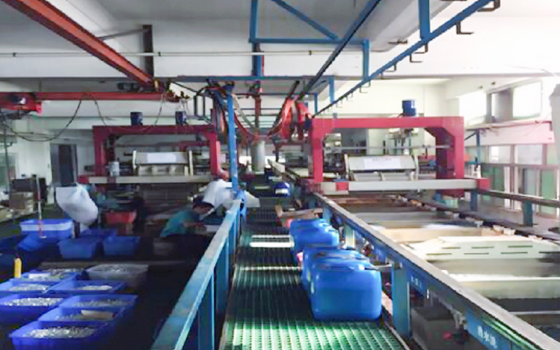 Electroplating automatic galvanizing line